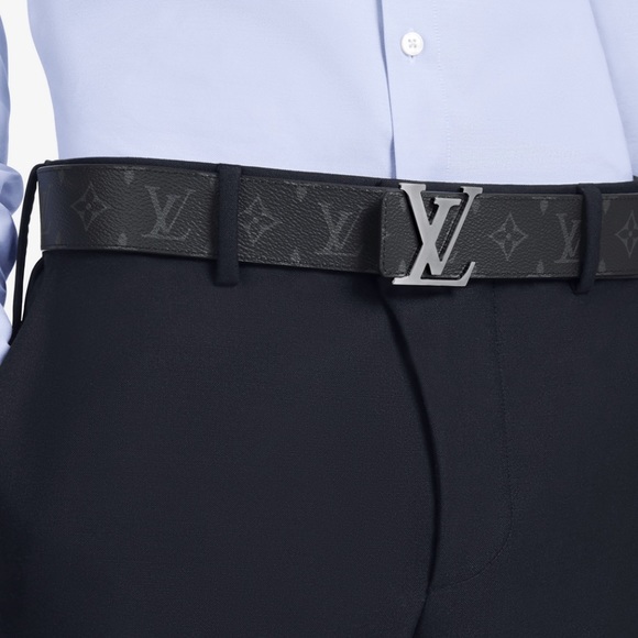 ❌SALE❌Authentic LV INITIALES 40MM REVERSIBLE Belt Size 95/38 🥋 - Picture 4 of 17